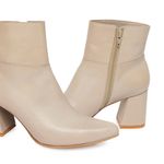 BOTIN-BASICO-CASUAL INFORMAL-MUJER-CUERO-VIALE-TACO SEPARADO-7 cm-RUT-2505ARENA -3-.jpg