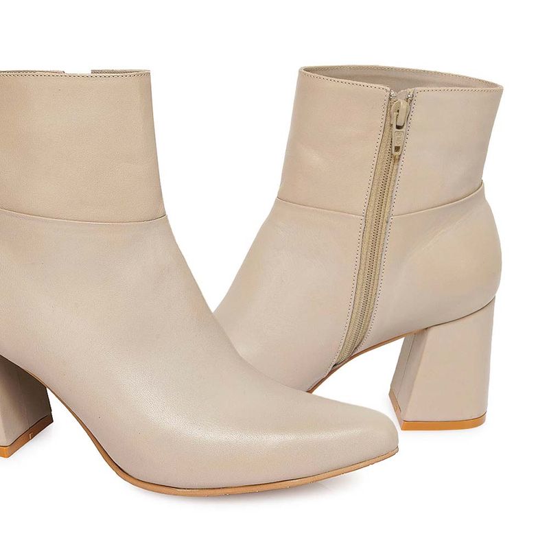 BOTIN-BASICO-CASUAL INFORMAL-MUJER-CUERO-VIALE-TACO SEPARADO-7 cm-RUT-2505ARENA -3-.jpg