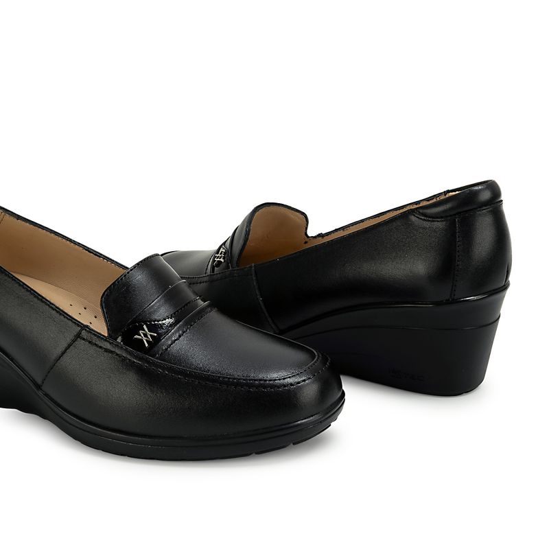 ZAPATO-MOCASÍN-CASUAL-LE-2614-NEGRO-CUERO